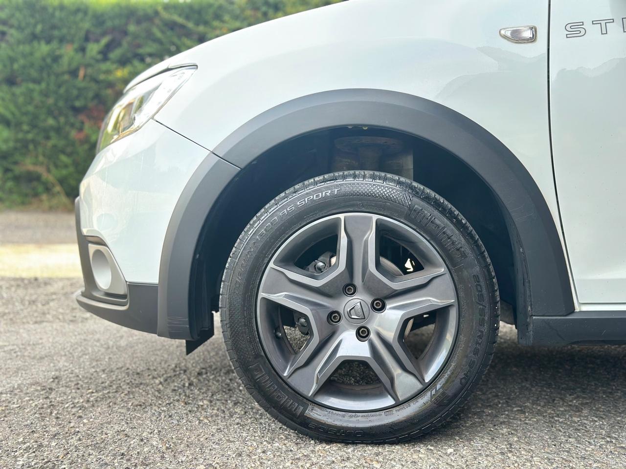 Dacia Logan MCV 1.5 dCi 8V 90CV Start&Stop Serie Speciale Brave