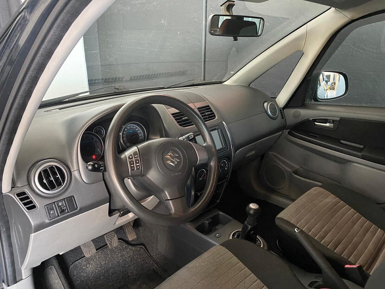 Suzuki SX4