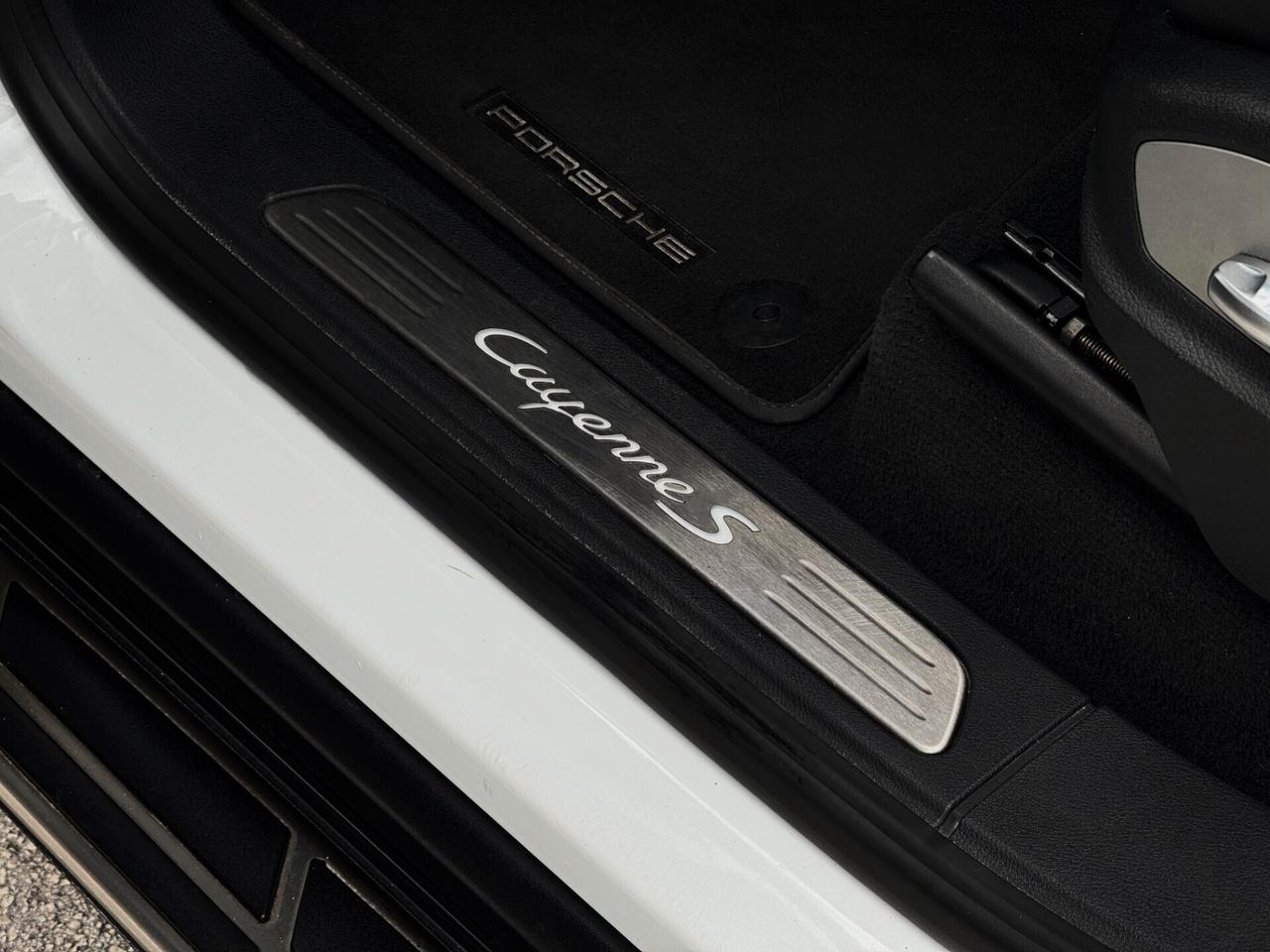 Porsche Cayenne 3.0 V6 TDI 245CV Tip TETTO SOSPENSIONI