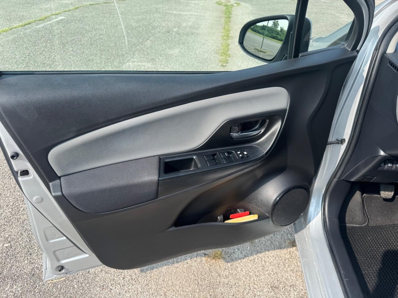 Toyota Yaris 1.0 5 porte Lounge