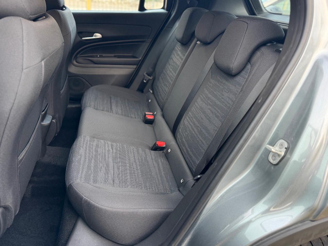 Jeep Avenger 1.2 Turbo 100cv MHEV Longitude