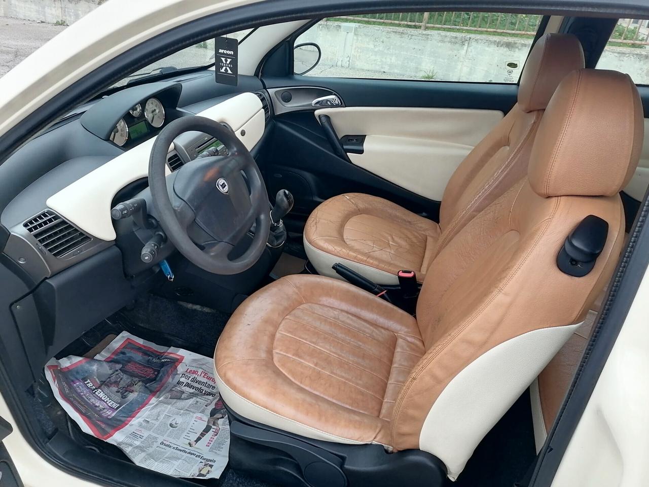 Lancia Ypsilon 1.3 Multijet 16V Platino