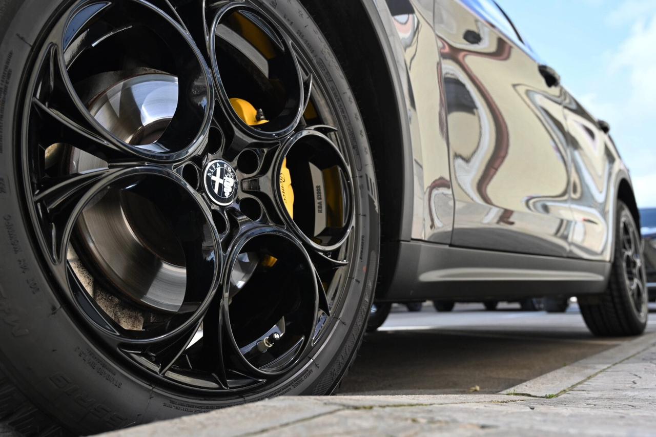 Alfa Romeo Stelvio 2.2 Turbodiesel 210 CV AT8 Q4 Super