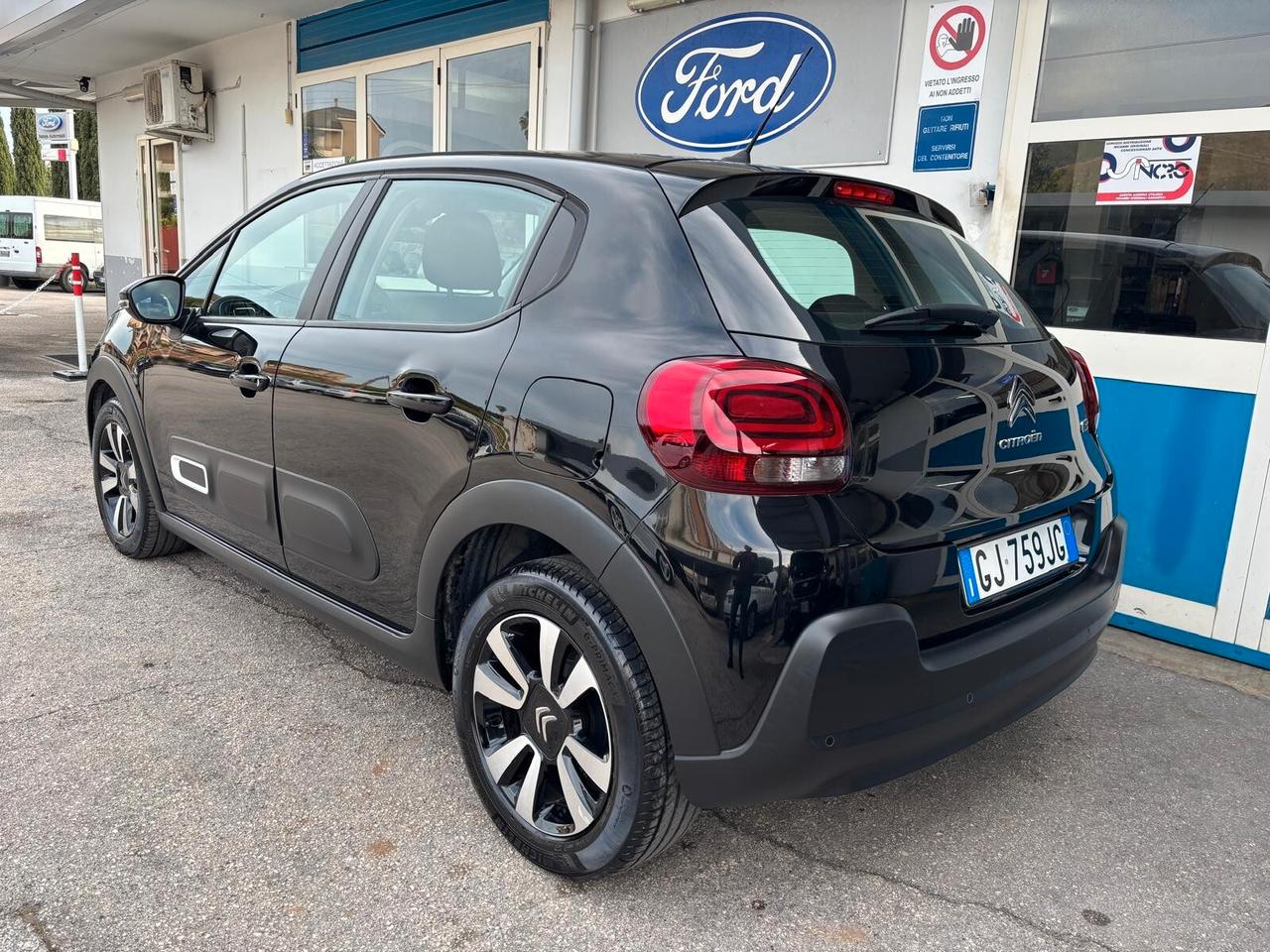 Citroen C3 PureTech 83 S&S Shine