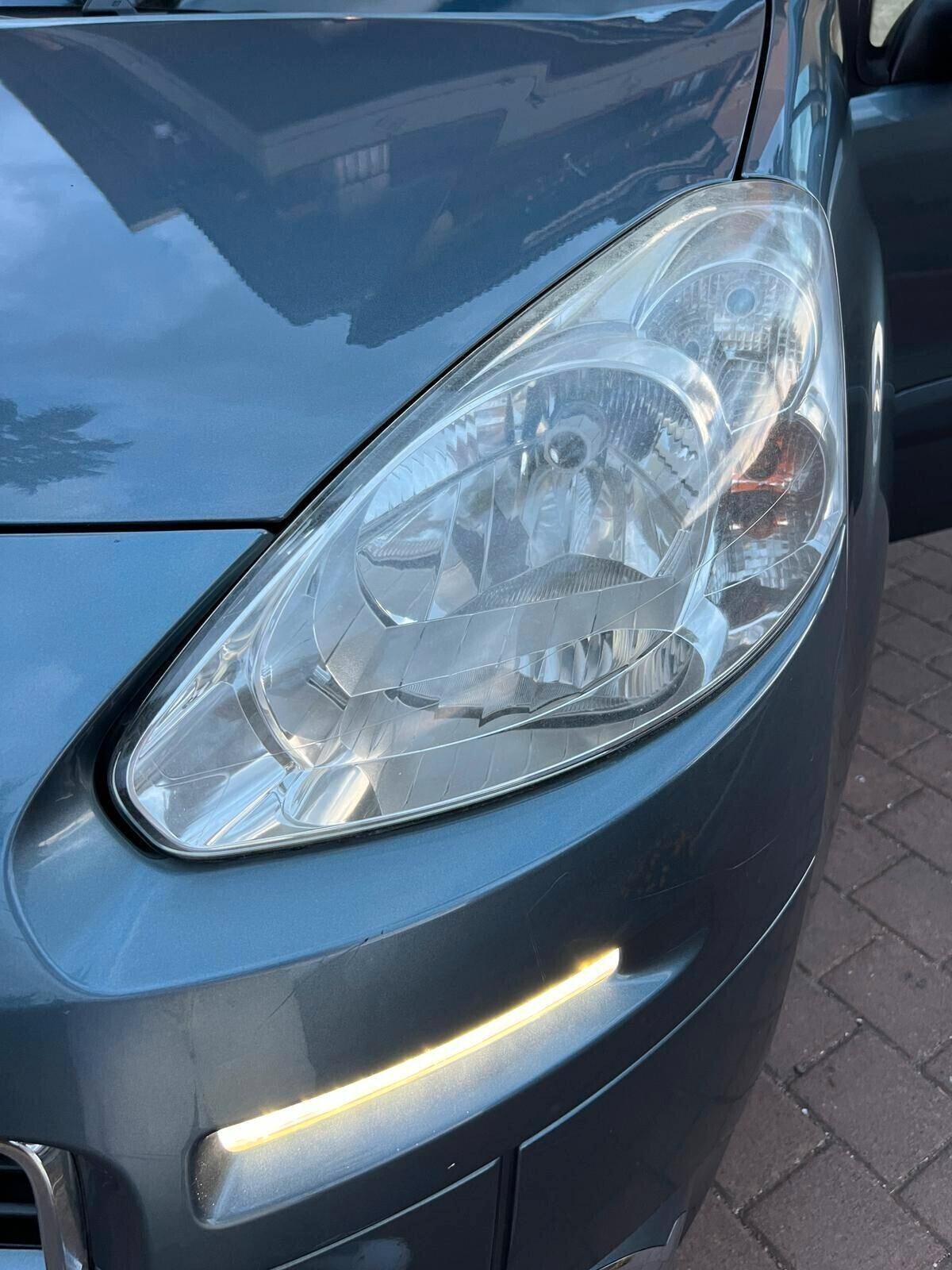 Peugeot Partner Tepee 1.6 HDi 115CV Active