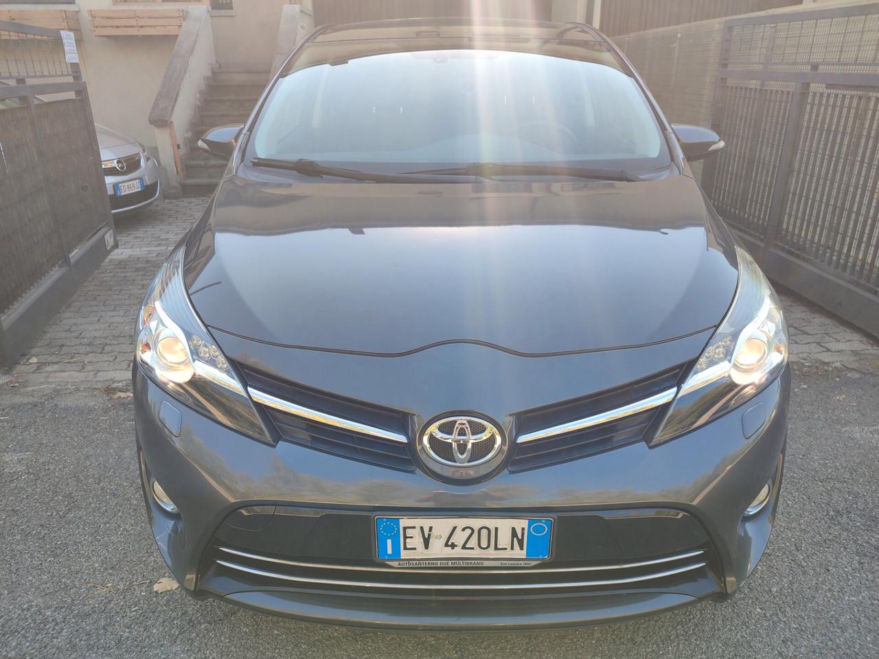 TOYOTA VERSO 2014 1.6DIESEL 7POSTI TETTO PANORAMICO