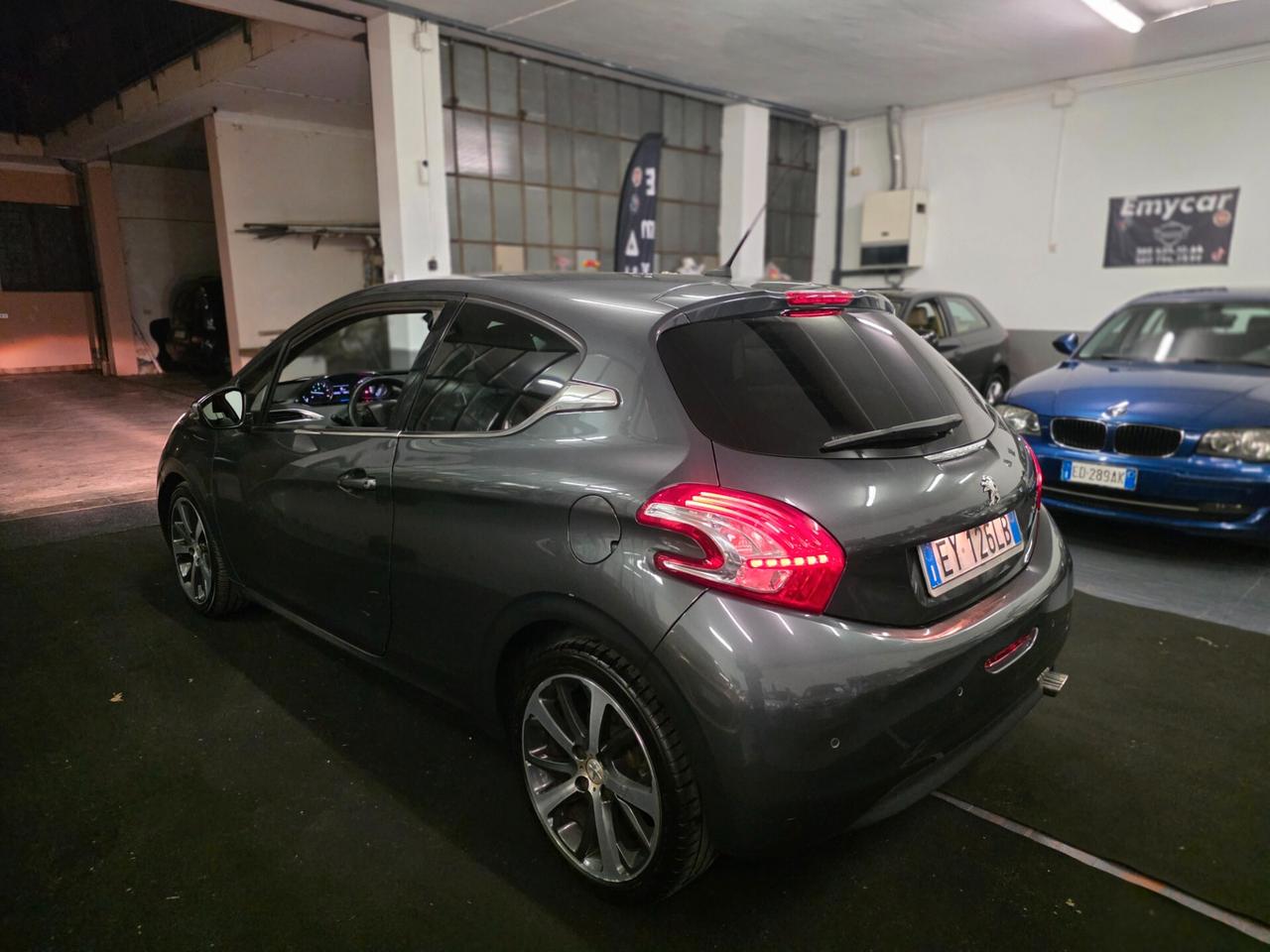 Peugeot 208 BlueHDi 120 S&S 3 porte GT Line