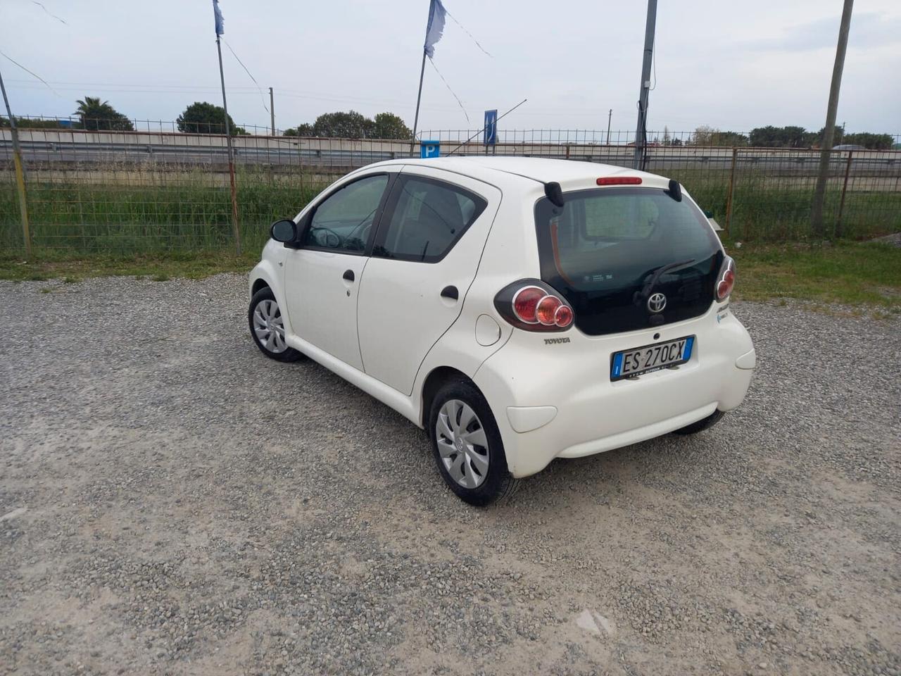 Toyota Aygo 1.0 disponibile anche con soli 24000km