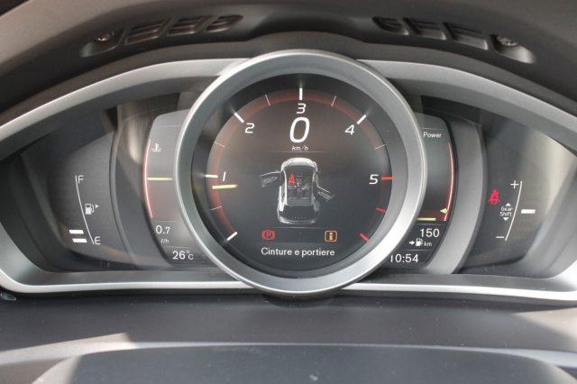 VOLVO V40 Cross Country D2 Business FULL-LED