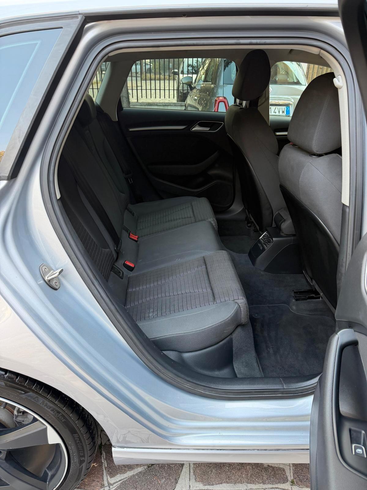 Audi A3 2.0 TDI 184 CV clean diesel quattro S tronic Ambition