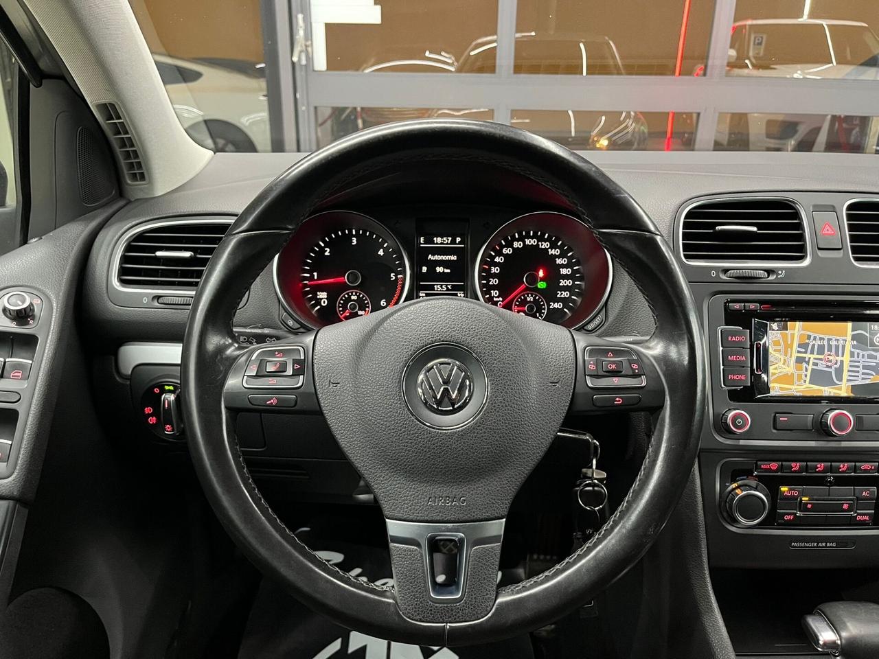 Volkswagen Golf 1.6 TDI DPF DSG 5p. Highline