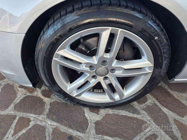 AUDI A6 Avant 2.0 TDI 177 CV s line