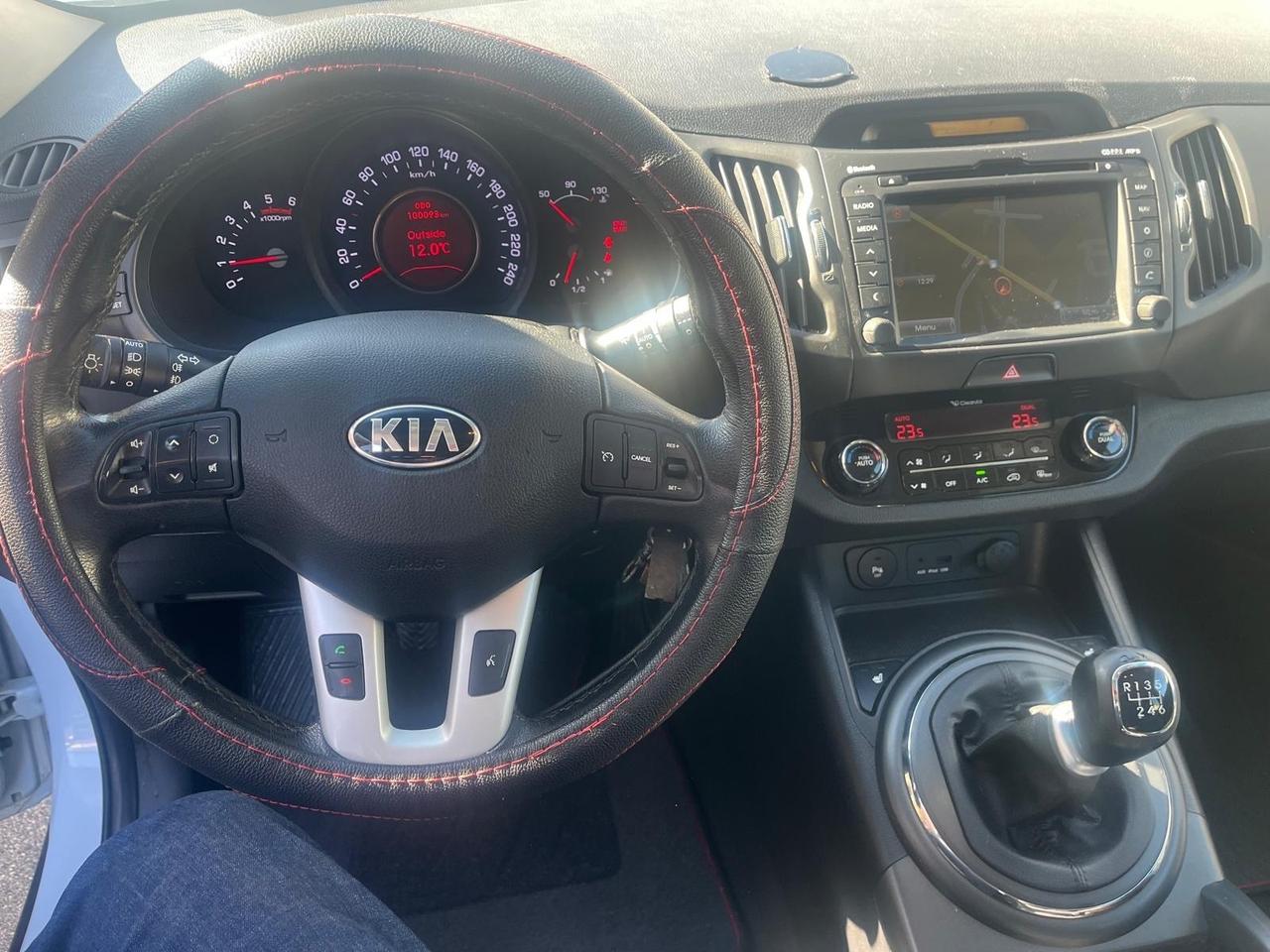 Kia Sportage 1.7 crdi-full-km 100000-2013