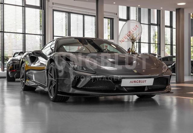 FERRARI F8 Tributo"SPEDIZIONE SU RICHIESTA IN TUTTO IL MONDO"