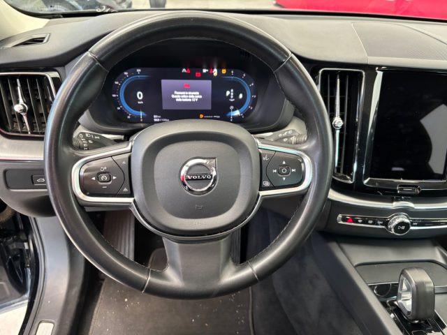 VOLVO XC60 B4 (d) automatico Essential N1
