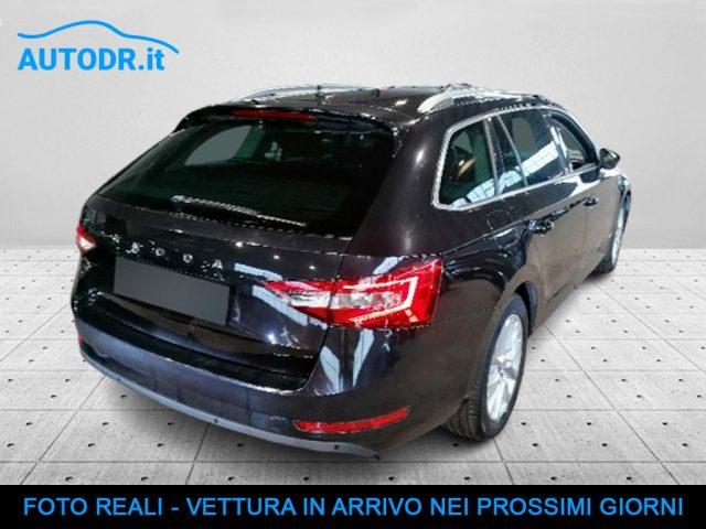 SKODA Superb Wagon 2.0 TDI EVO 150CV DSG Executive LED, Navi