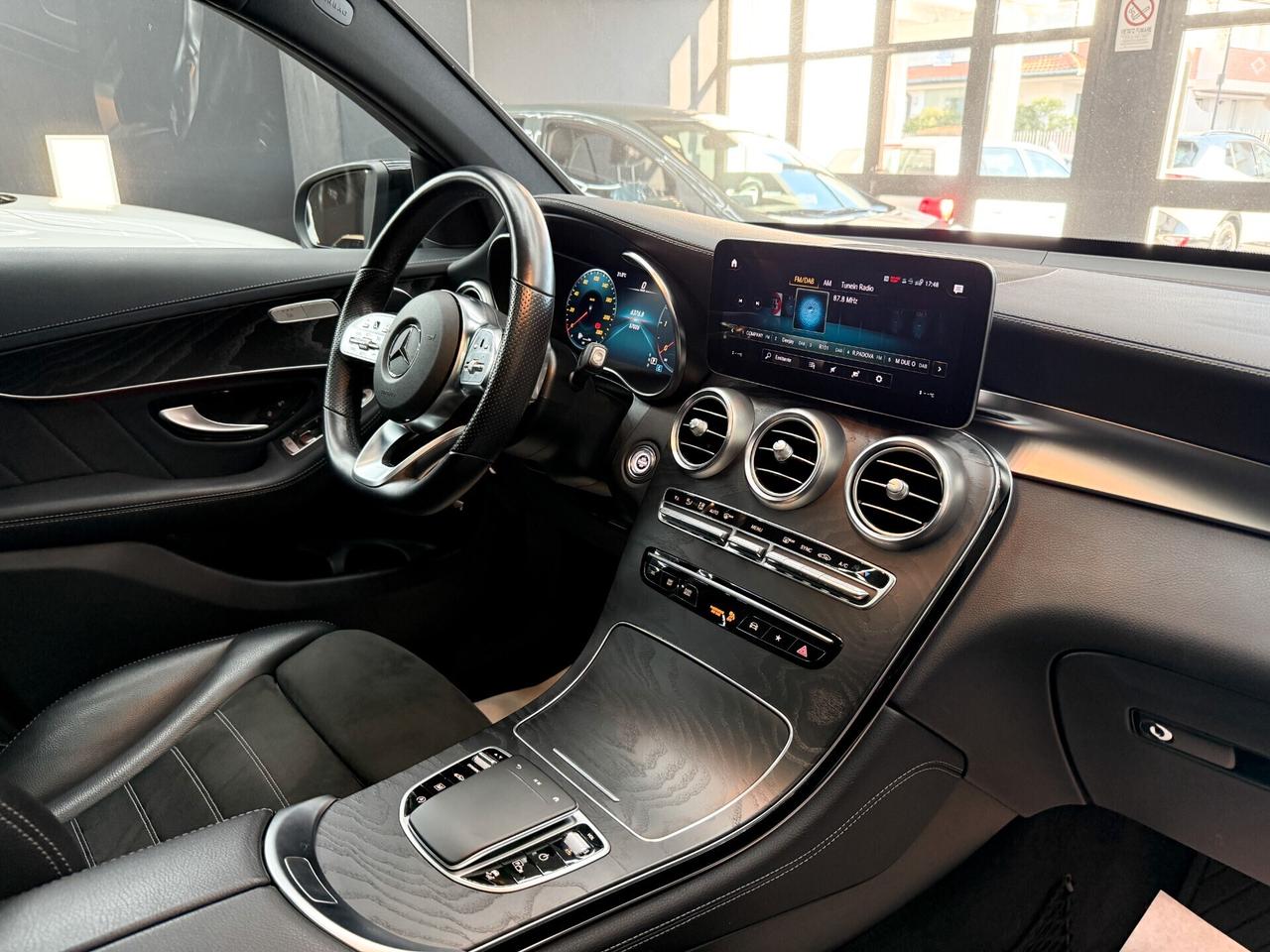 Mercedes-Benz GLC Coupé 300d 4Matic Premium Interni