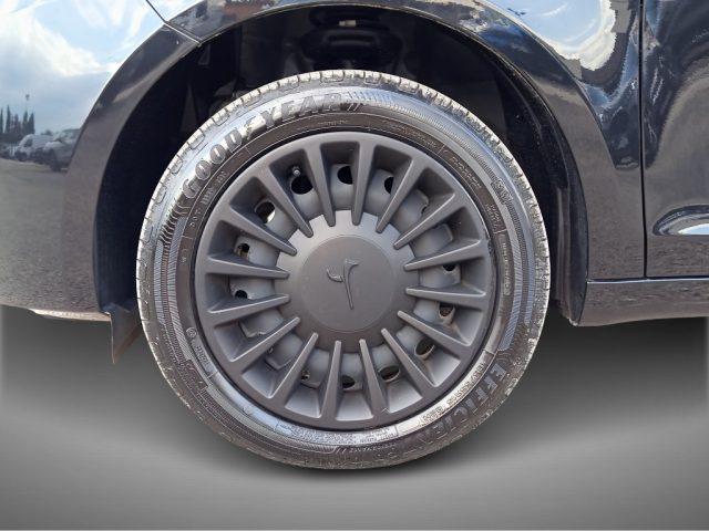 LANCIA Ypsilon 1.0 FireFly 5 porte S&S Hybrid Silver