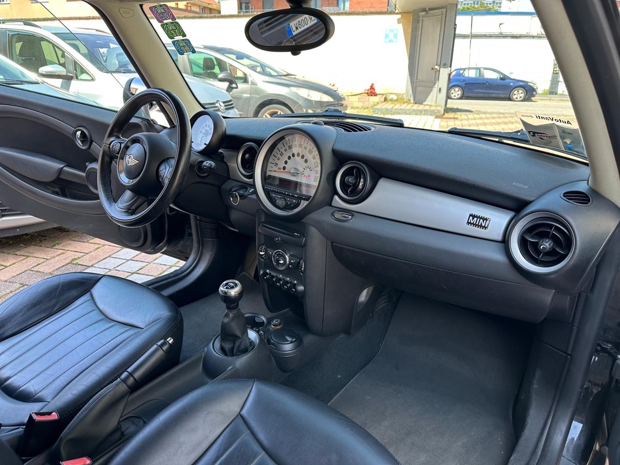 Mini Mini 1.6 16V One (55kW) - ok neopatentati