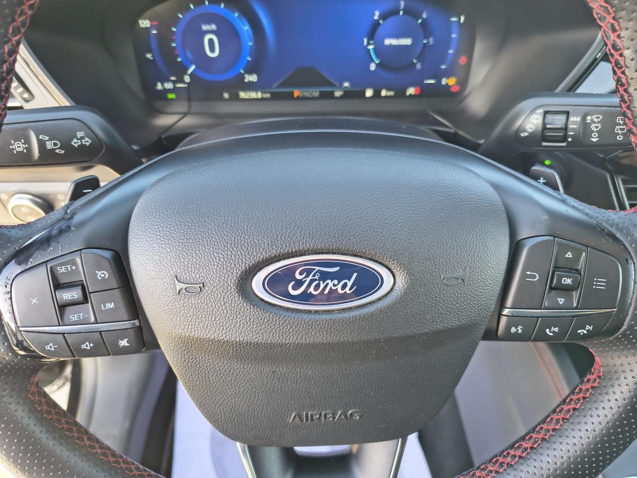 Ford Kuga 1.5 EcoBlue 120 CV *AUTO* ST-Line-PREZZO REALE