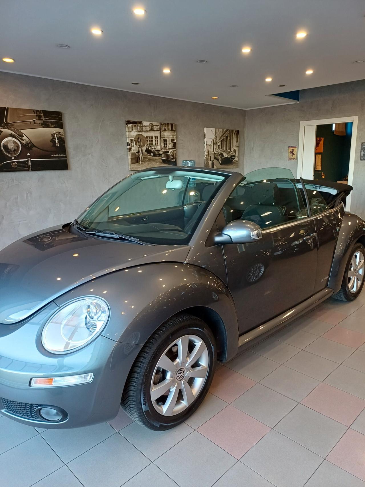 Volkswagen New Beetle 1.4 16V Cabrio Neopatentati