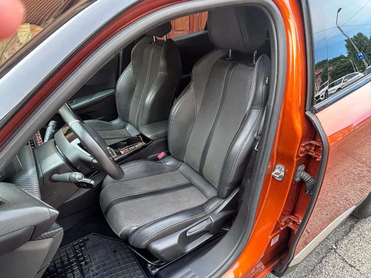 Peugeot 2008 GT Line 1.2 PureTech 130 #11756