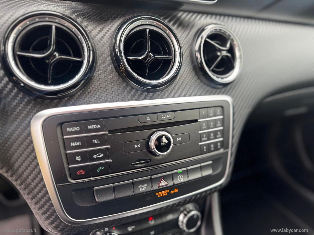 MERCEDES-BENZ GLA 180 Executive