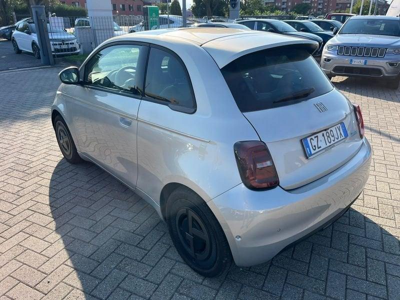 FIAT 500 Electric Elettrica Giorgio Armani 118cv