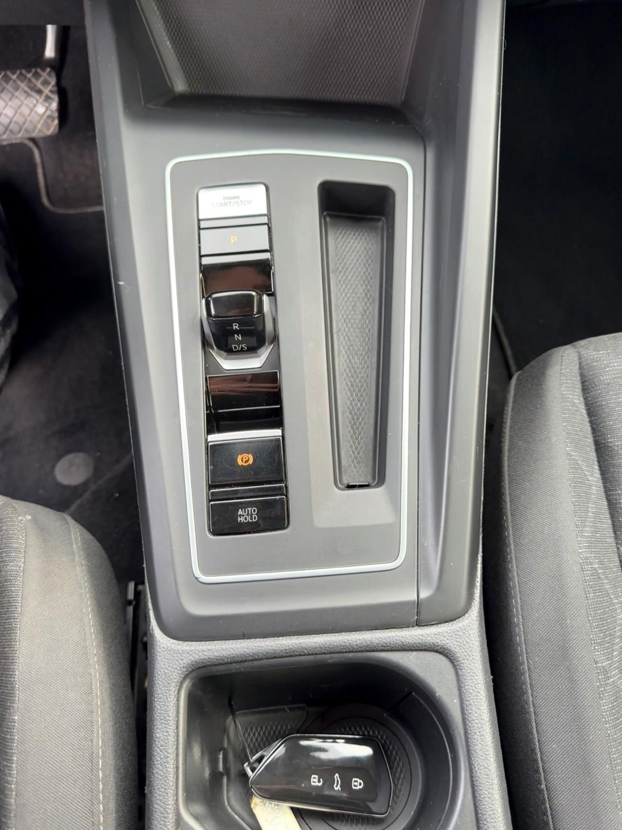 Volkswagen Golf 1.5 eTSI 130 CV EVO ACT DSG Life