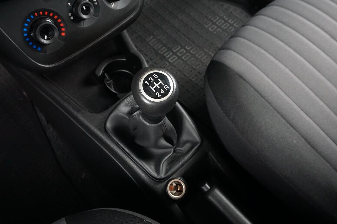Fiat Punto 1.3 MJT II S&S 95 CV 5 porte Street