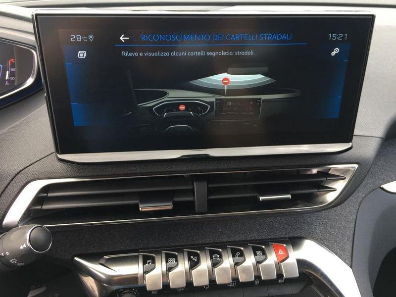 Peugeot 3008 PureTech Turbo 130 Allure Pack NAVI+KEYLESS 17 MILA KM
