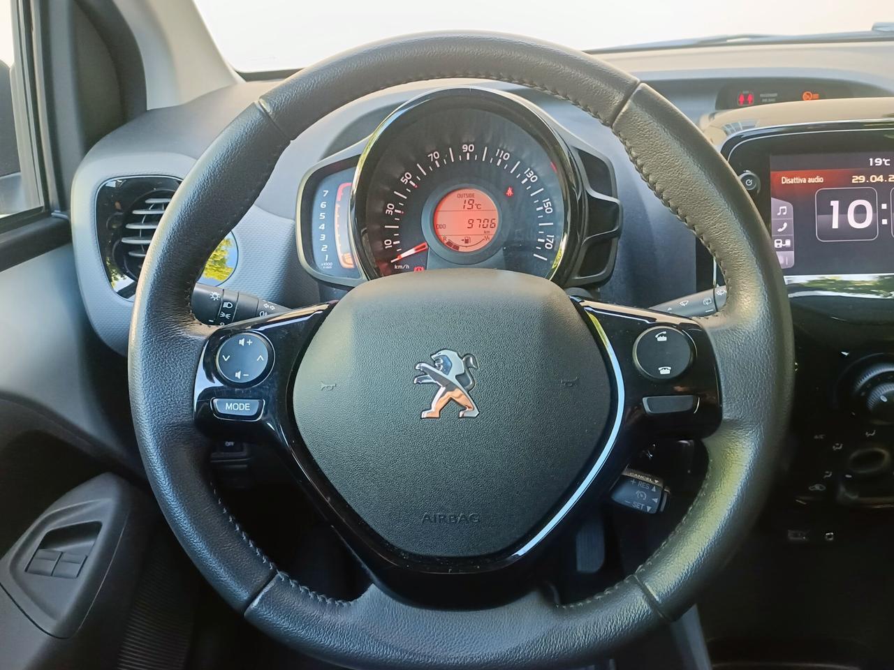Peugeot 108 VTi 72 S&S 5 porte Allure