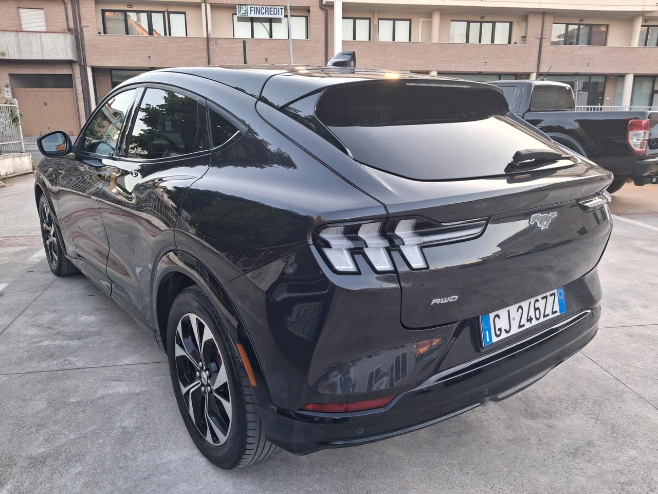 Ford Mustang Mach-E AWD Extended Range 371 CV