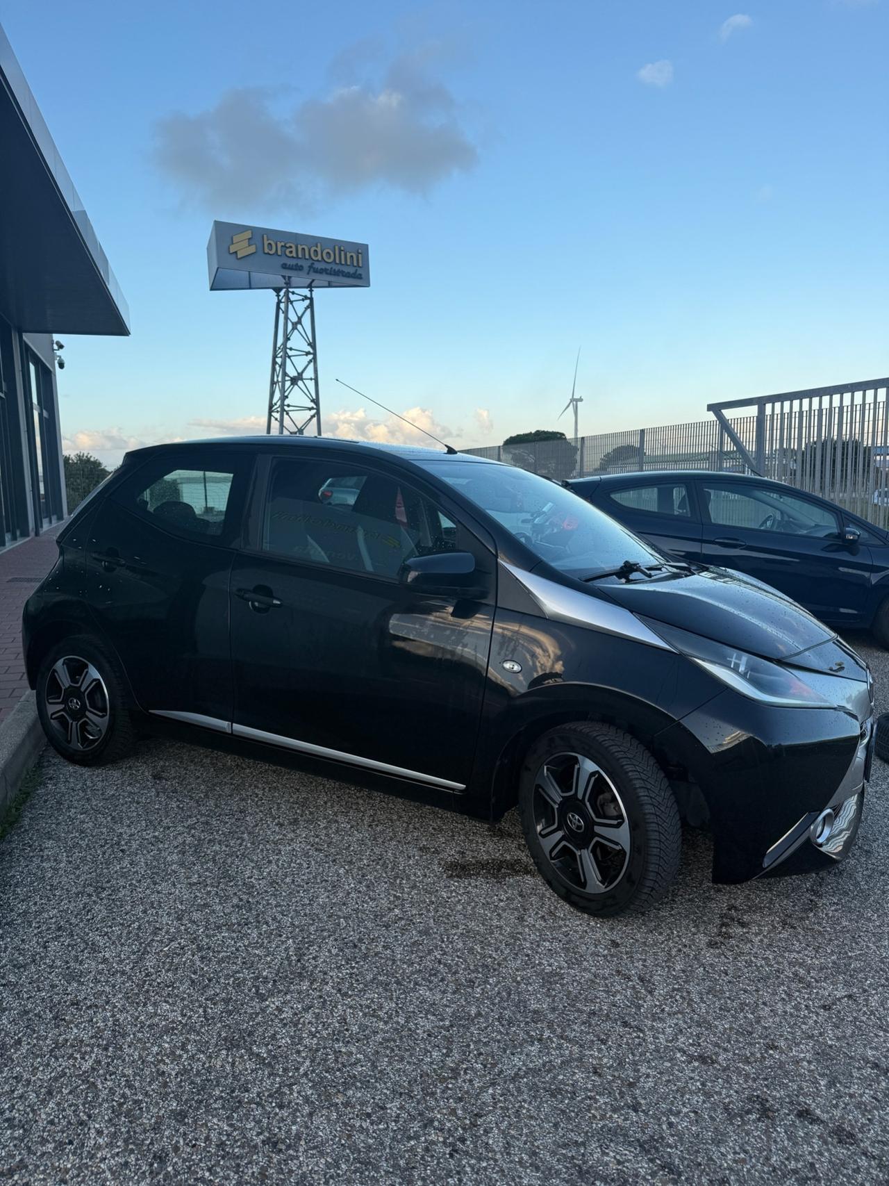 Toyota AYGO 1.0 Lounge XPLAY my14"