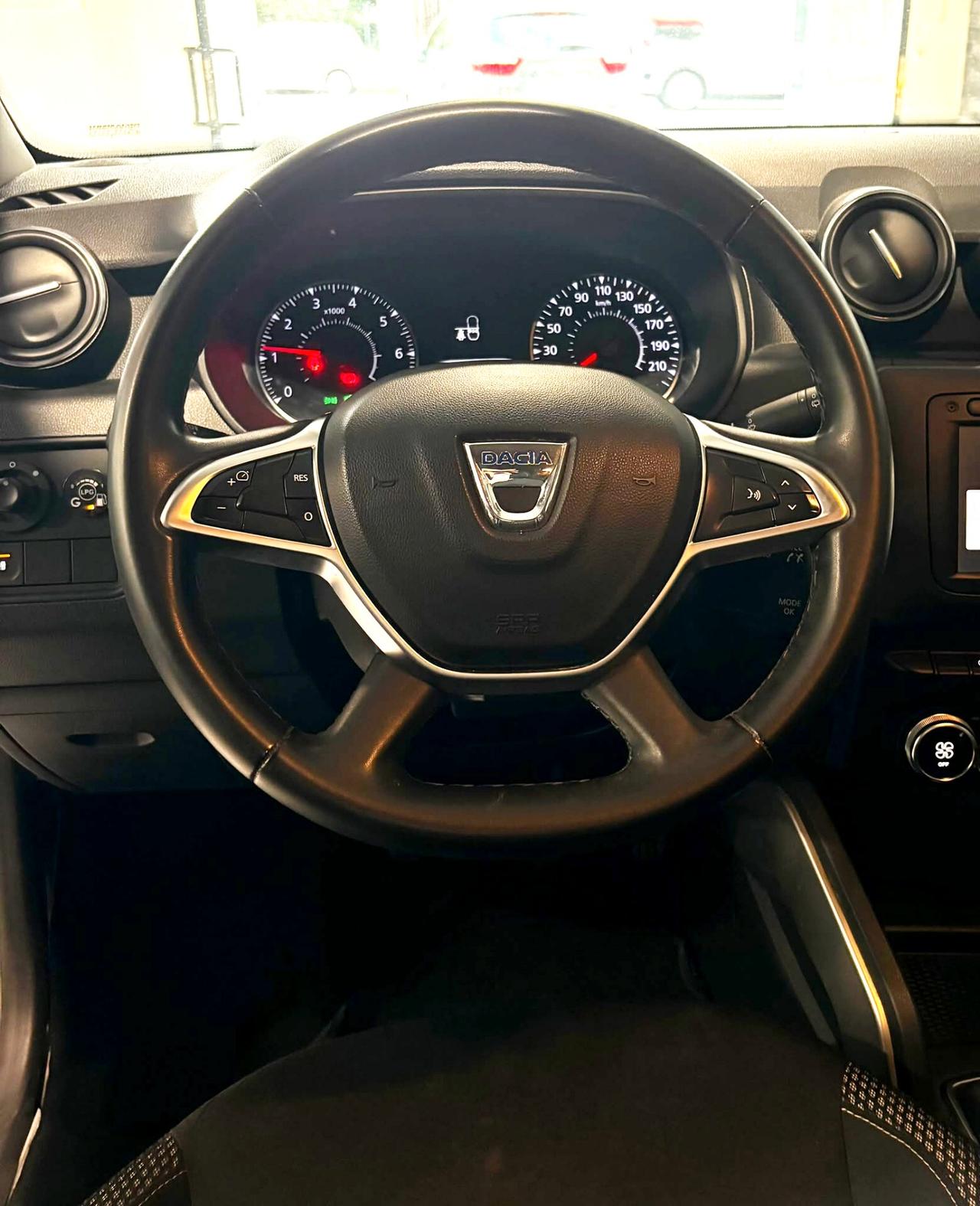 Dacia Duster 1.6 SCe GPL 4x2 Techroad