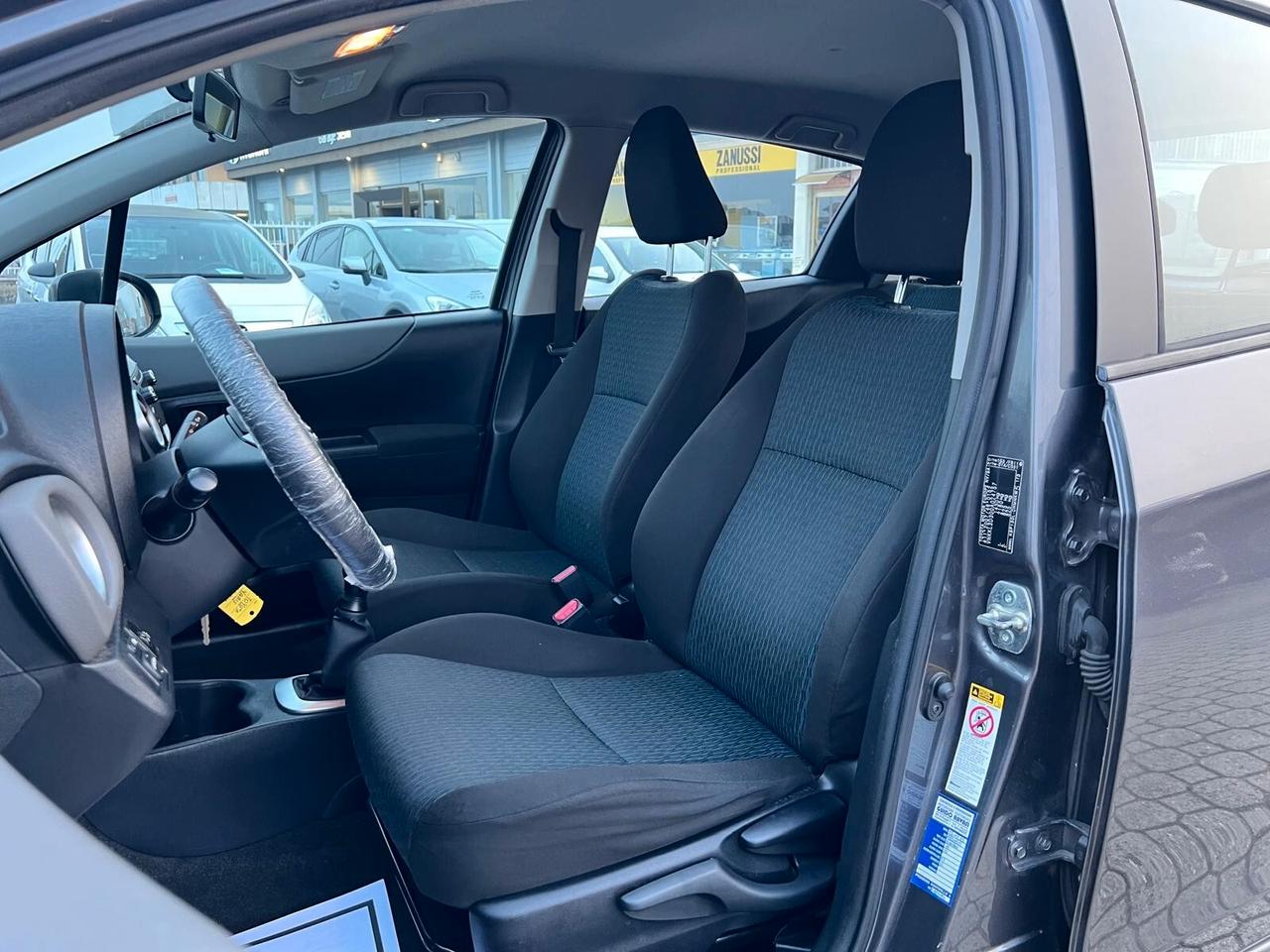 Toyota Yaris 1.0 5 porte Lounge