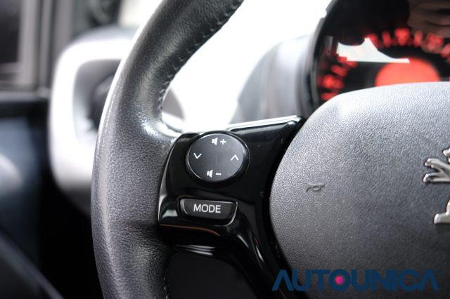 PEUGEOT 108 VTi 68 ETG 5 PORTE AUTOMATICA NEOPATENTATI