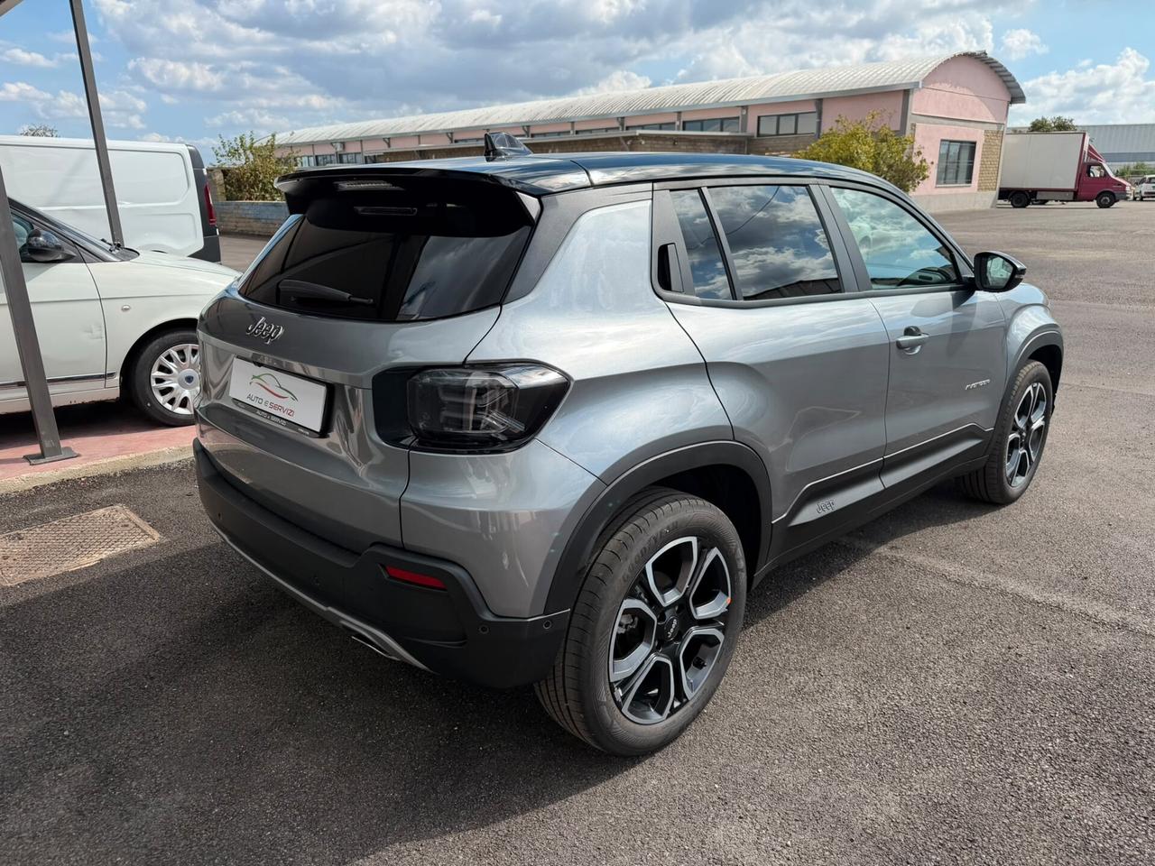 Jeep Avenger 1.2 Turbo 100 CV MHEV Summit