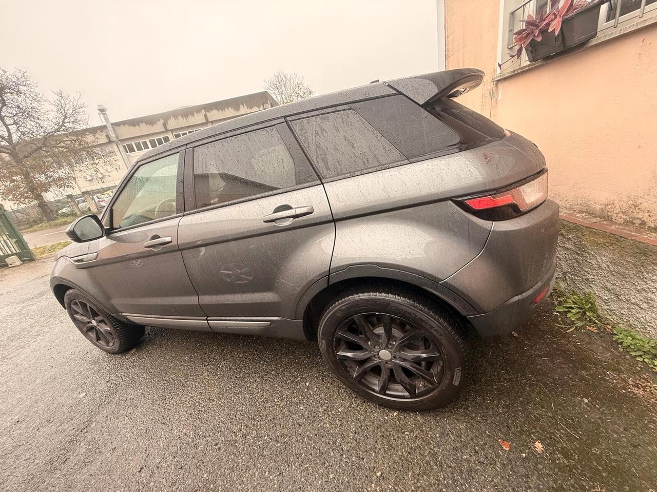 Land Rover Range Evoque 2.0 motore rifatto