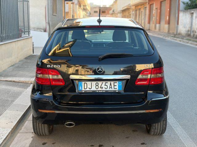 MERCEDES-BENZ B 200 CDI Sport
