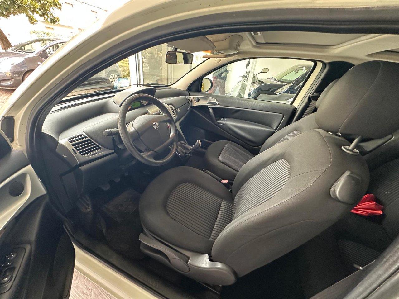 Lancia Ypsilon 2 serie 1.2