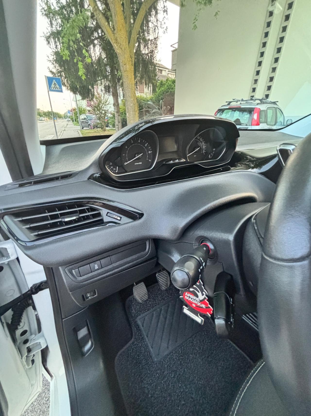 Peugeot 208 PureTech 68 5porte Access