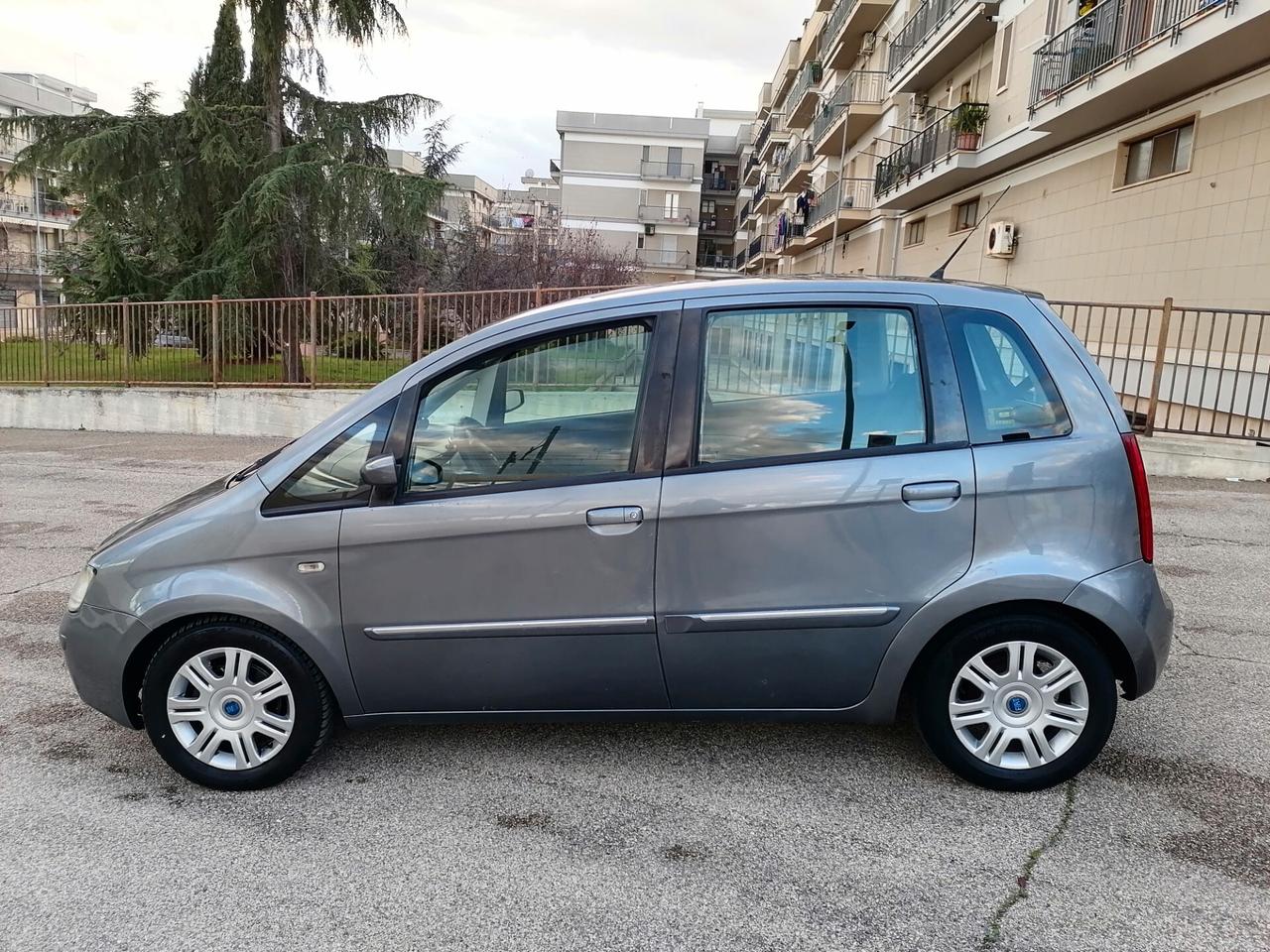 Fiat Idea 1.3 Multijet 16V Dynamic