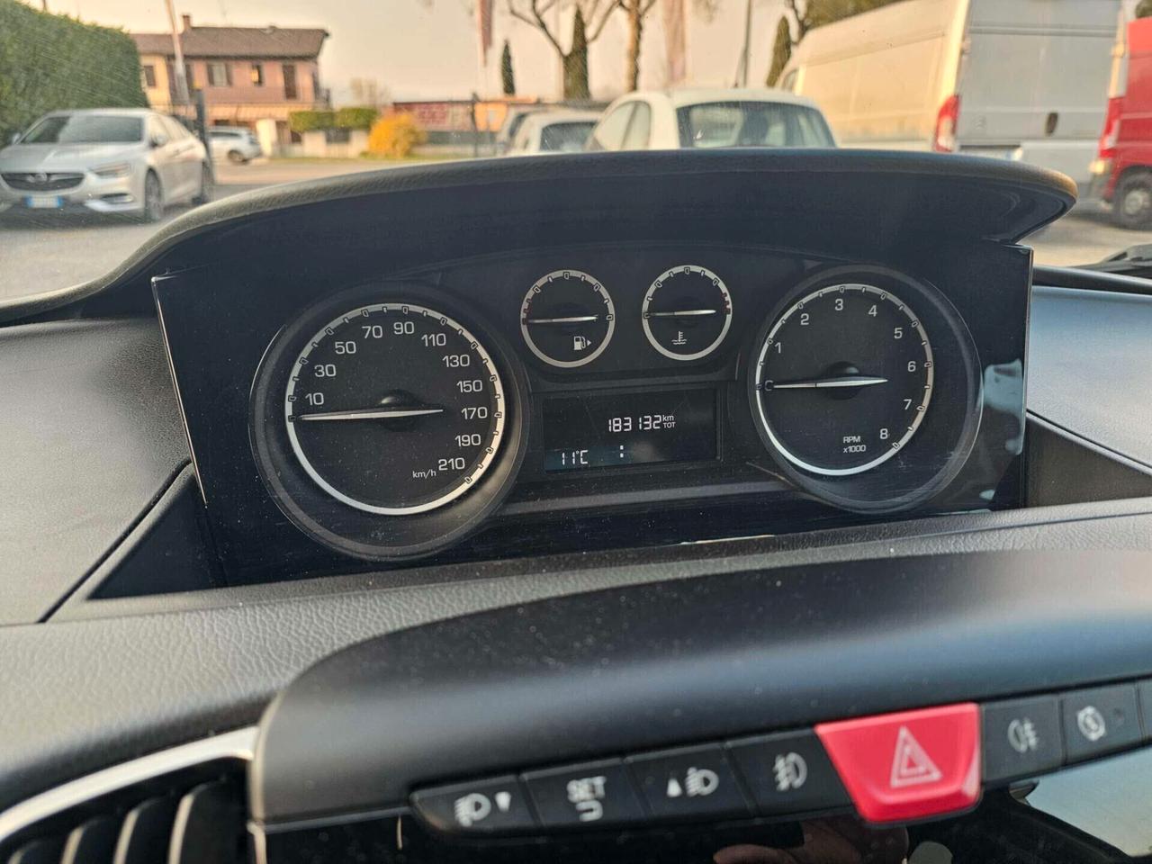 Lancia Ypsilon 0.9 TwinAir 85 CV 5 porte S&S Platinum