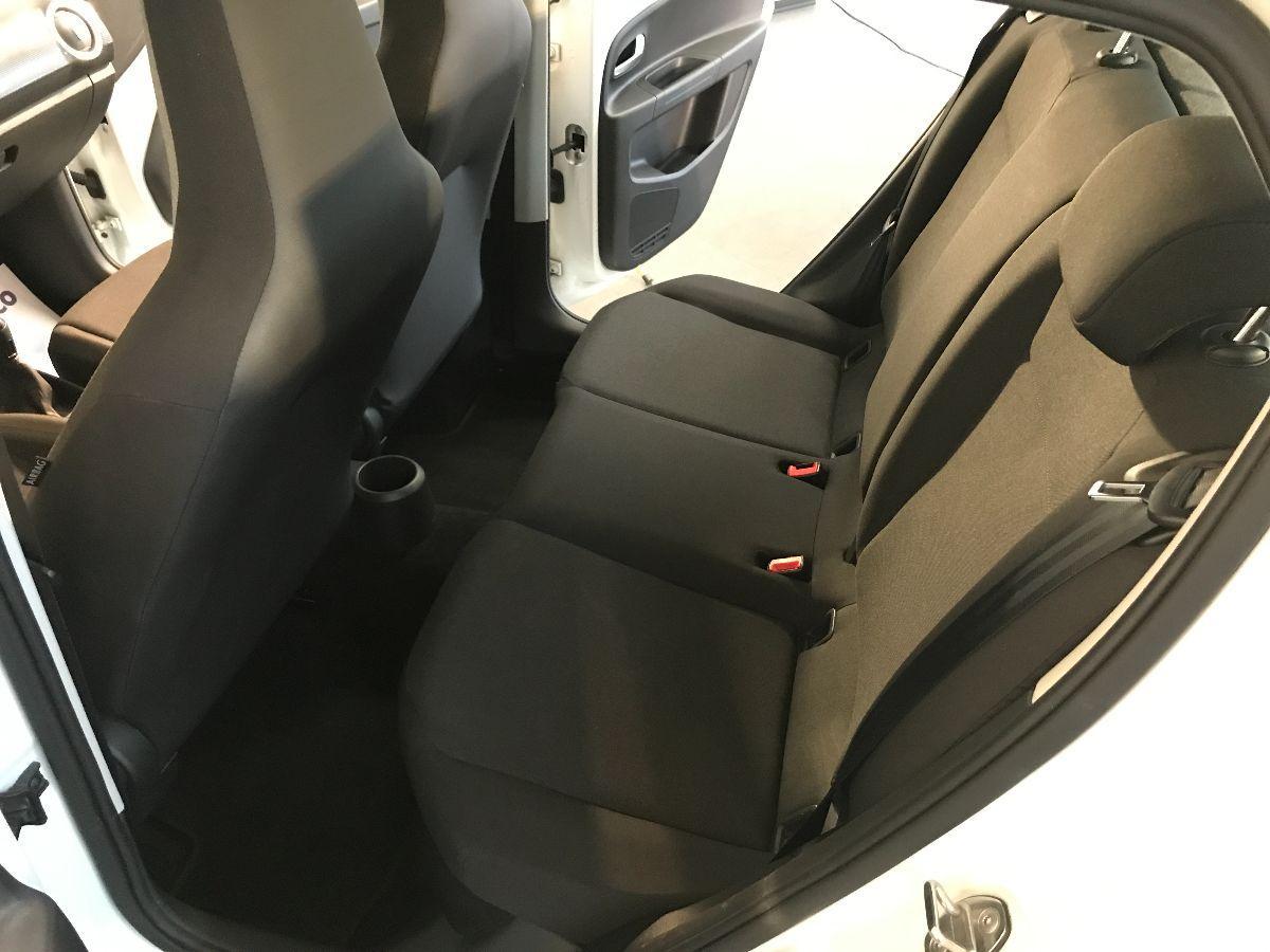 VOLKSWAGEN Up! 1.0 5p. move up