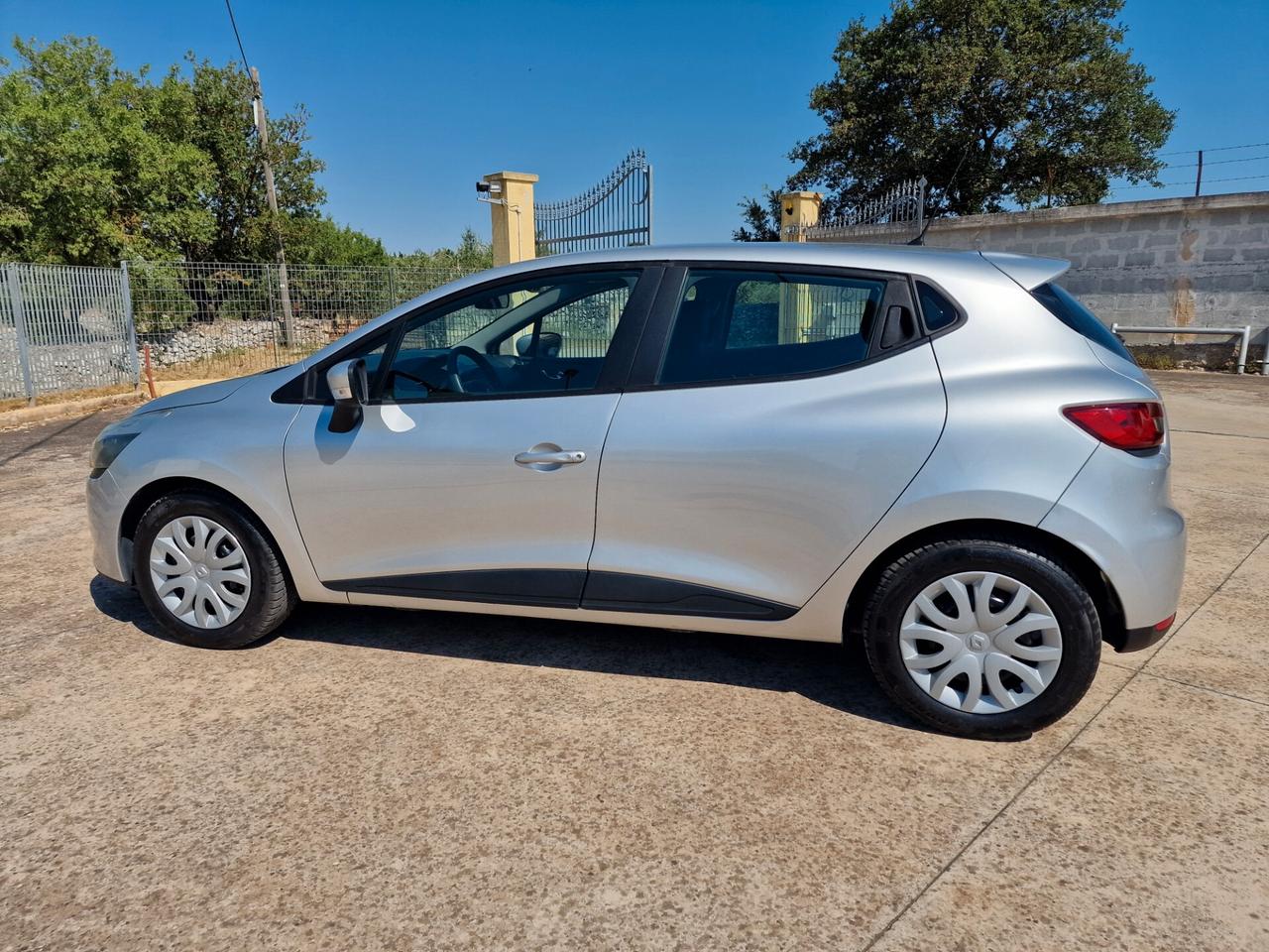 Renault Clio 1.2 75CV 5 porte Live