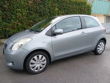 Toyota Yaris 1.3 3 porte M-MT Sol con navigatore