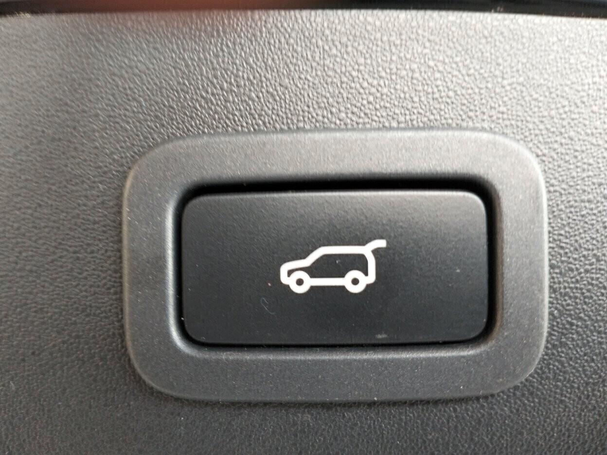 Jaguar E-Pace 2.0d i4 awd 180cv auto my19