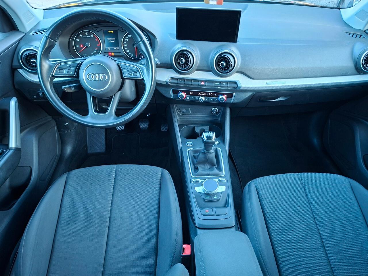Audi Q2 30 TFSI Business