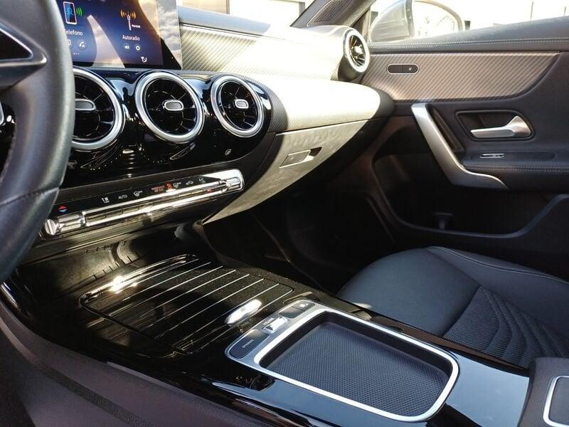 Mercedes-Benz CLA CLA Coupé 200 d Progressive Advanced Plus